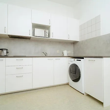 Frei In Bis Zu 11 Gaeste Willkommen Apartment *