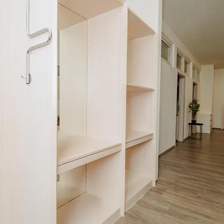 Frei In Bis Zu 11 Gaeste Willkommen Nickenich